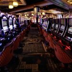 What Is a Slot Machine’s Standard Layout?